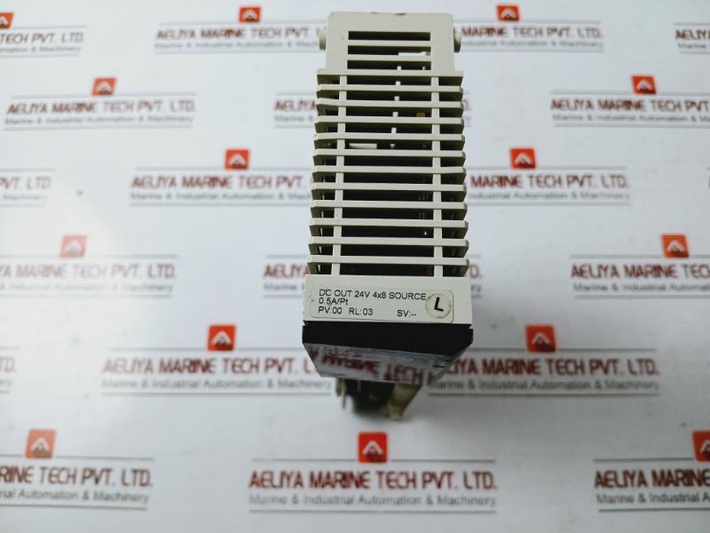 Schneider 140Ddo35301 Tsx Quantum Discrete Output Module 24V 4X8 Source 0.5A/Pt