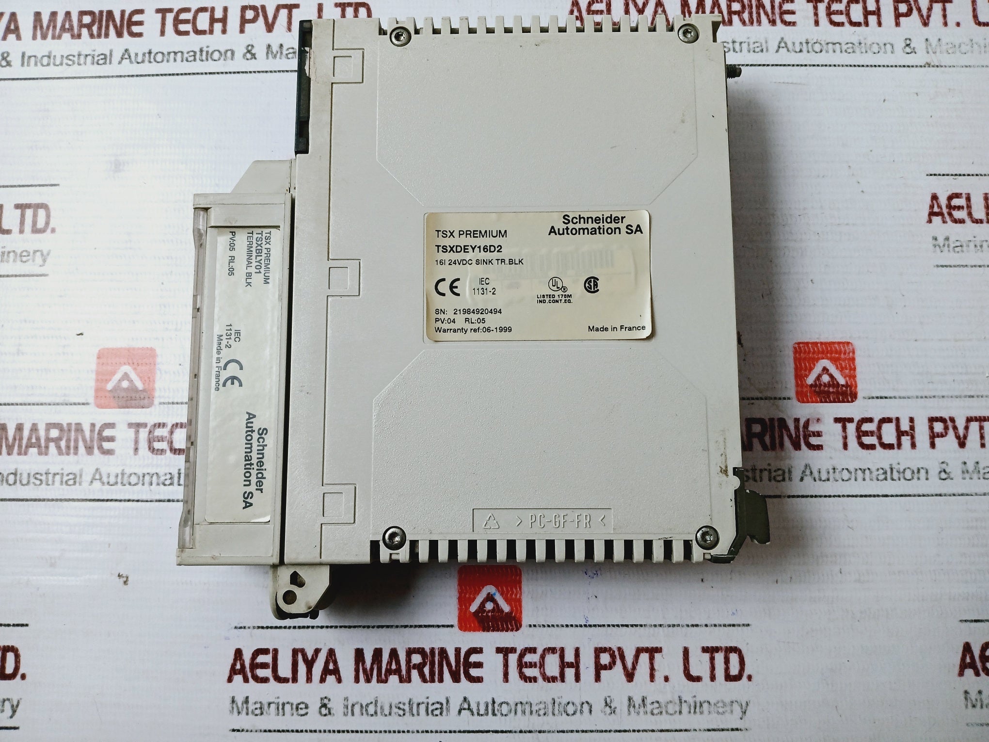 Schneider Automation Tsxdey16d2 Input Sink Module 24vdc