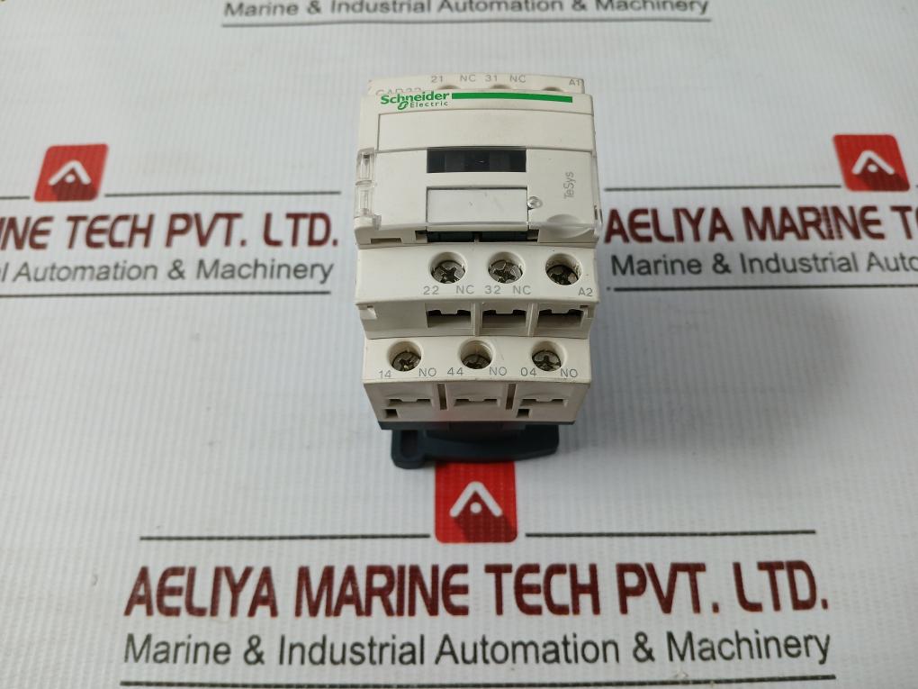 Schneider Electric 10A 600V Auxiliary Contactor Cad32