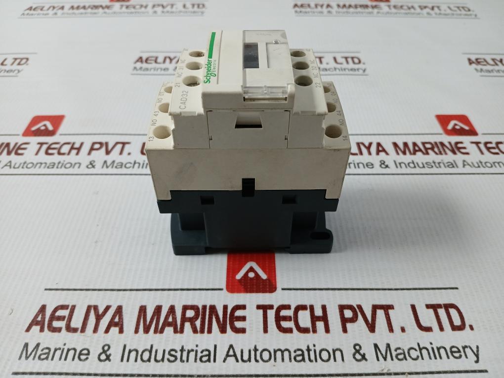 Schneider Electric 10A 600V Auxiliary Contactor Cad32