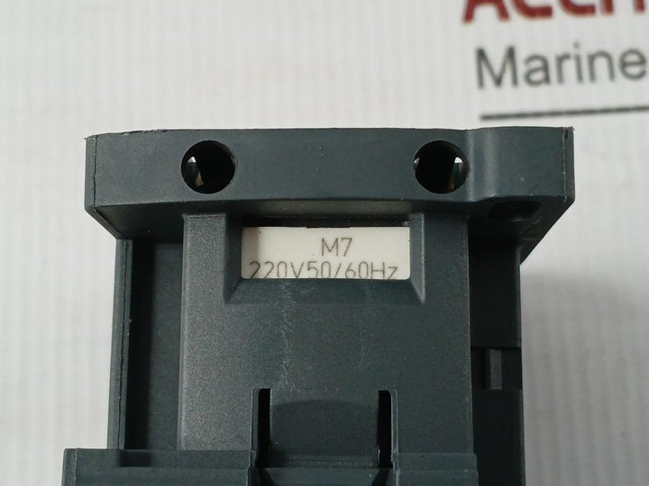 Schneider Electric 10A 600V Auxiliary Contactor Cad32
