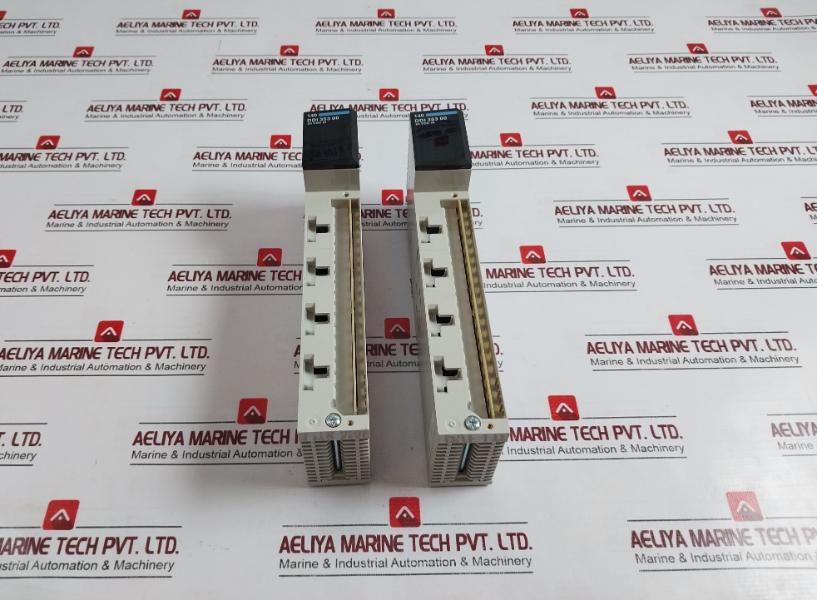 Schneider Electric 140Ddi35300C Discrete Input Module Modicon Quantum 24Vdc