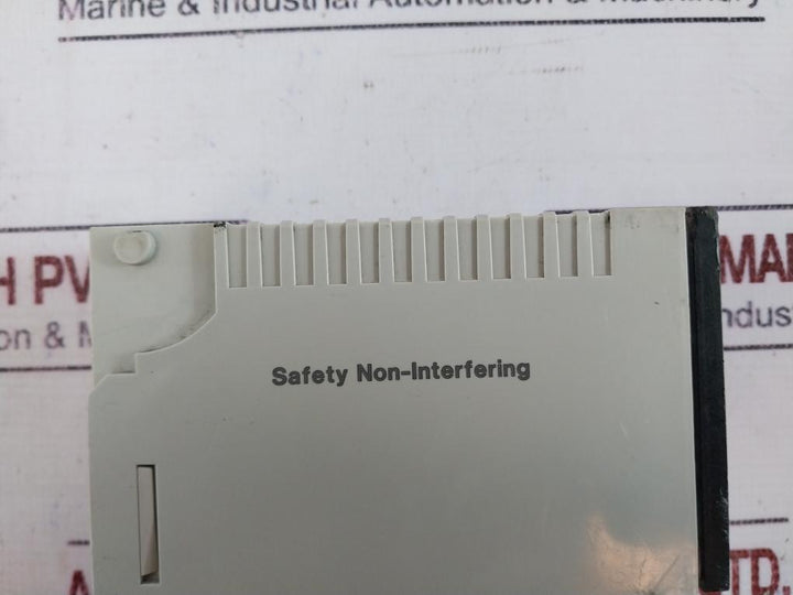 Schneider Electric 140Ddi35300 Modicon Discrete Dc Input Module