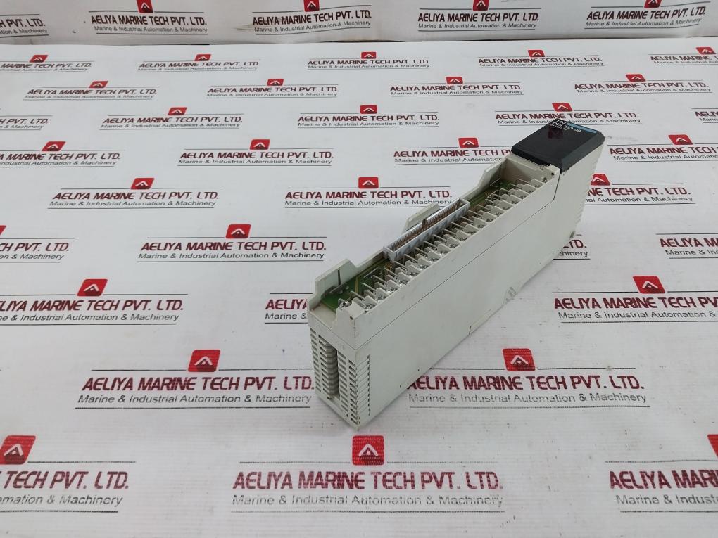 Schneider Electric 140Ddi35300 Modicon Discrete Input Module 24 Vdc