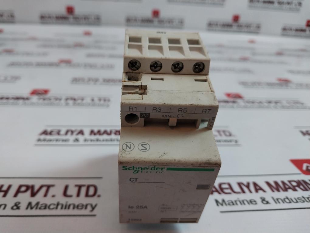 Schneider Electric 15961 Contactor 4 Poles 25a 400v