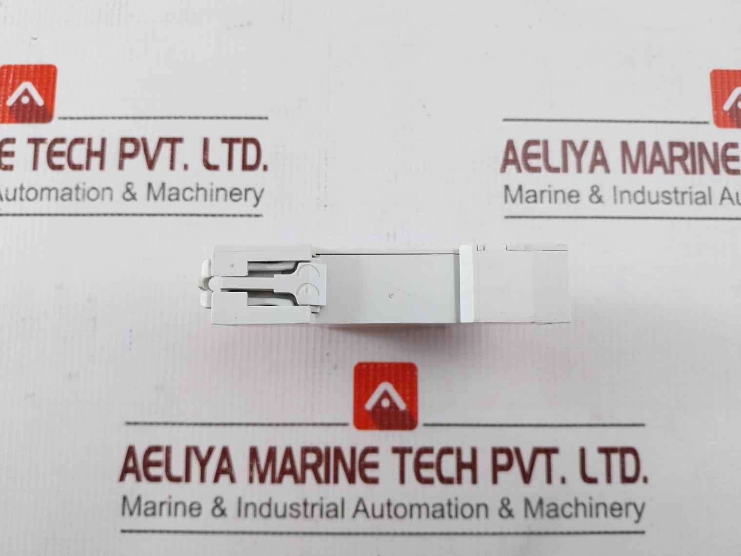 Schneider Electric 16065 Time Delay Relay 1251 50-60Hz 240V