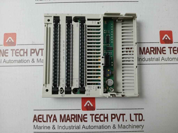 Schneider Electric 170Adi35000 Discrete Input Module Modicon Momentum 24Vdc