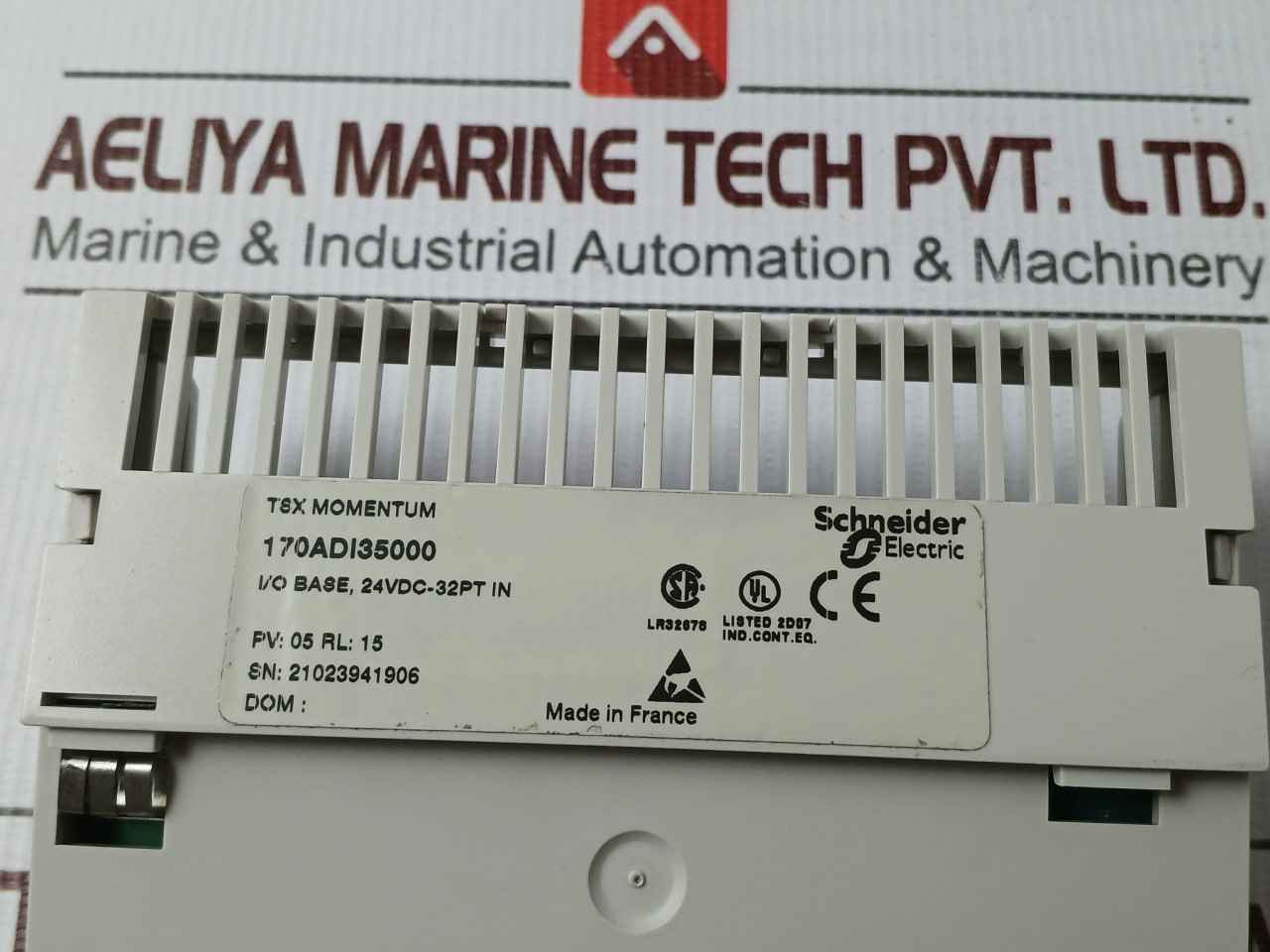 Schneider Electric 170Adi35000 Discrete Input Module Modicon Momentum 24Vdc