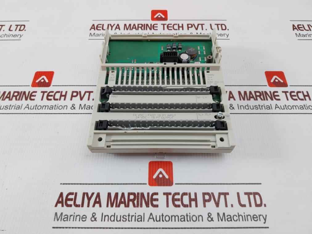 Schneider Electric 170Adm35011 Discrete I/O Module Modicon Momentum 24Vdc, 0.5A
