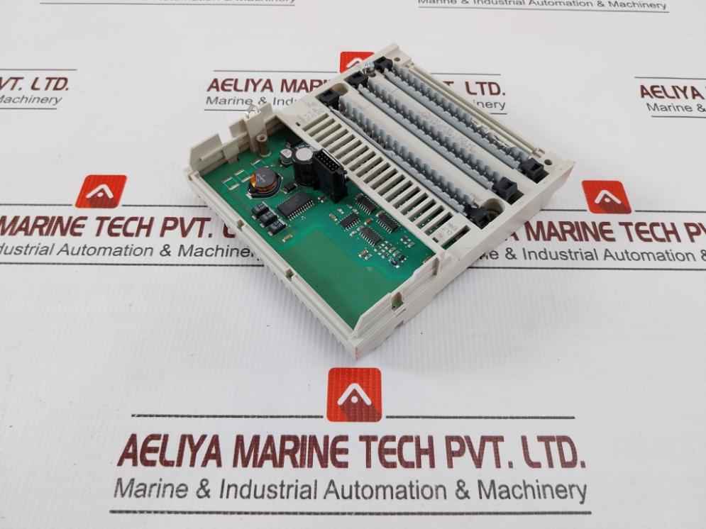 Schneider Electric 170Adm35011 Discrete I/O Module Modicon Momentum 24Vdc, 0.5A