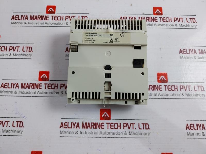 Schneider Electric 170Ado35000 Discrete Output Module Modicon Momentum