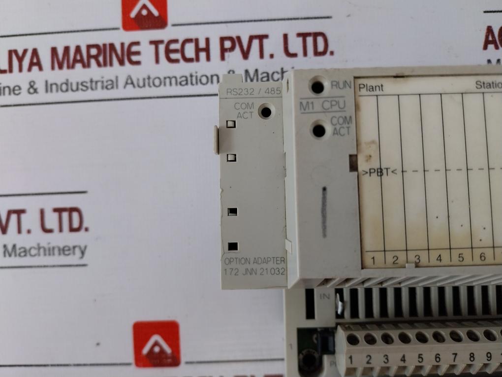 Schneider Electric 170adi35000 Plc Module Adapter 24vdc