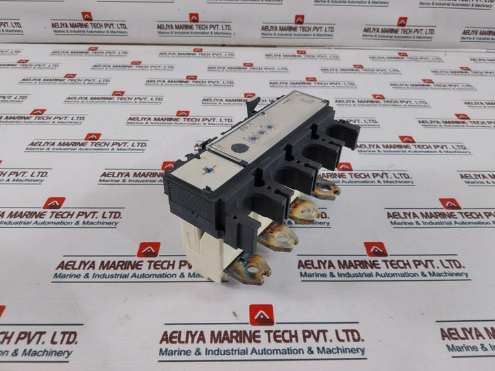 SCHNEIDER ELECTRIC Trip Unit Micrologic 2.3 F/ Compact NSX 630 Circuit Breaker