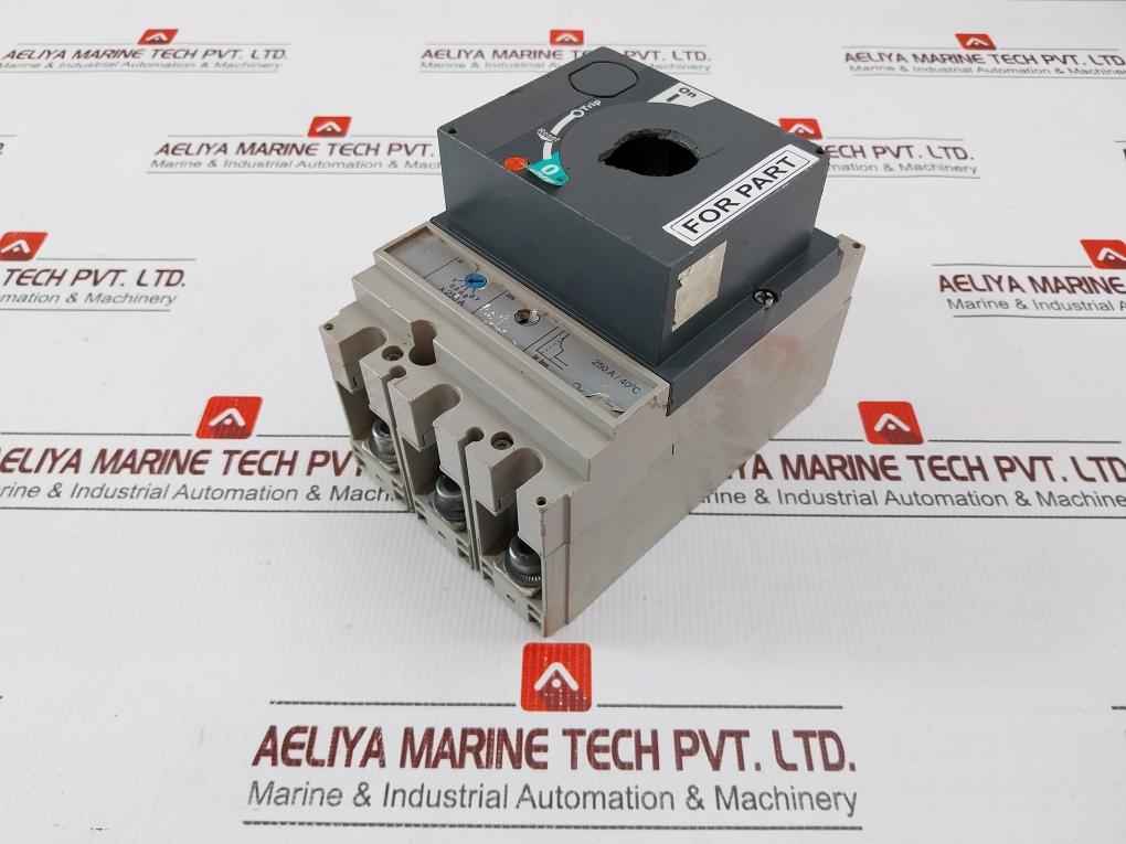 Schneider Electric 250F Circuit Breaker Compact 250 A (Not Working)