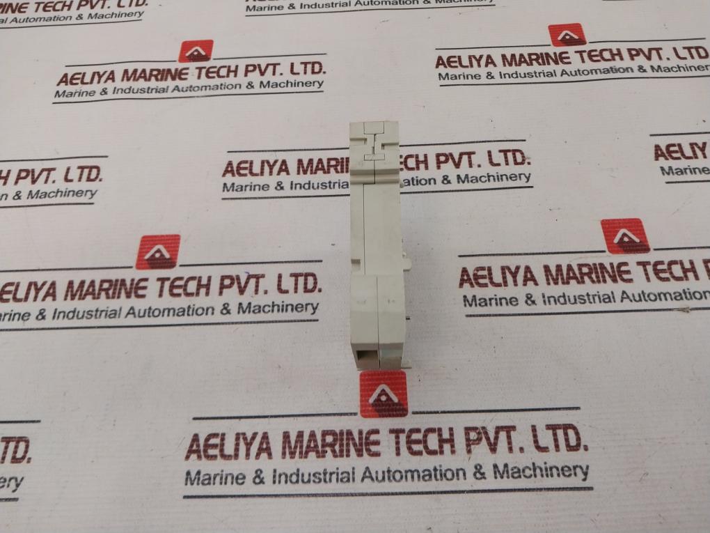 Schneider Electric 26960 Contactor 220-240V~