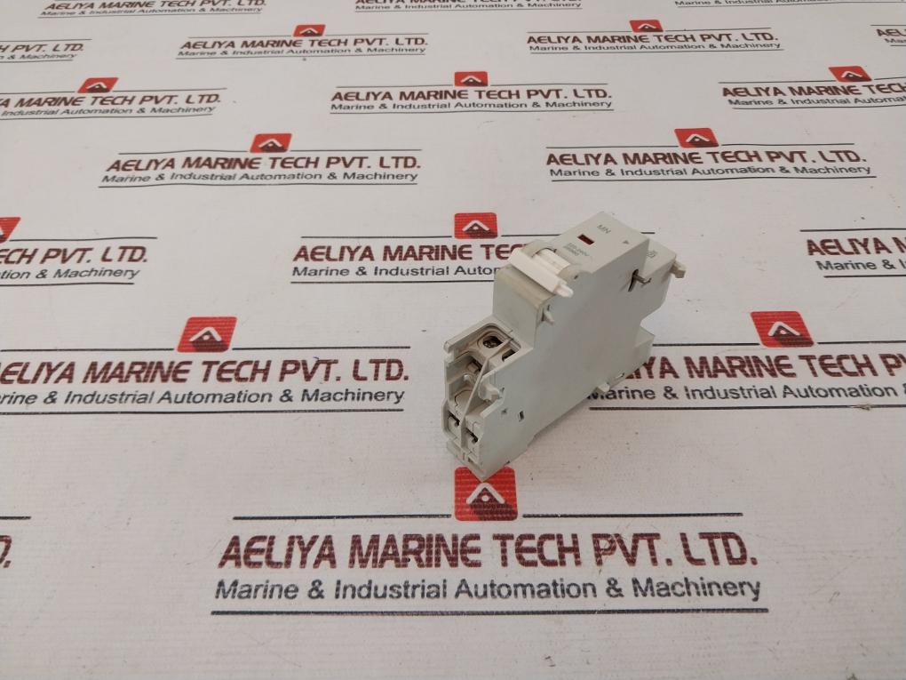 Schneider Electric 26960 Contactor 220-240V~