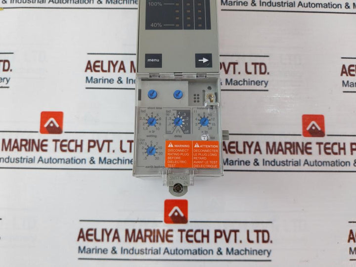 Schneider Electric 33074 Digital Circuit Breaker