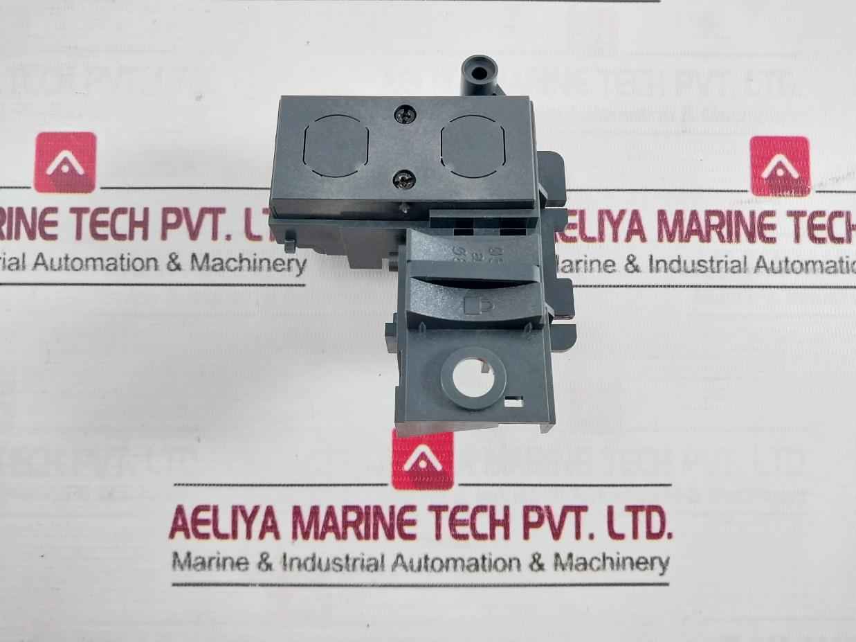 Schneider Electric 48539 Off Position Padlocking Device Pp-2024-w25-1