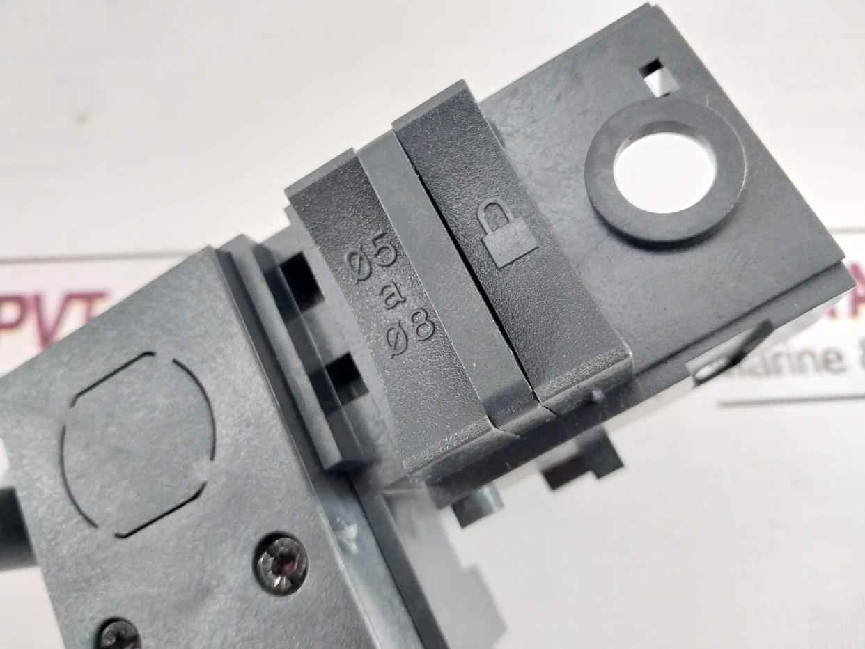 Schneider Electric 48539 Off Position Padlocking Device Pp-2024-w25-1