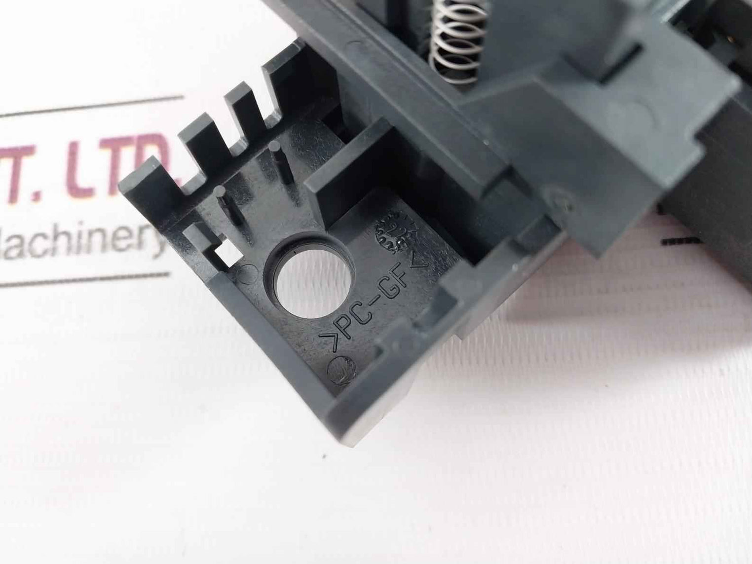 Schneider Electric 48539 Off Position Padlocking Device Pp-2024-w25-1