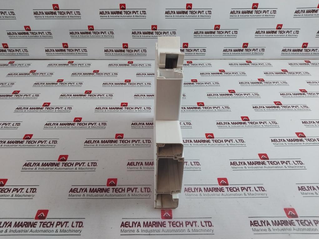 Schneider Electric 563-769 Cableline Classic Trunking