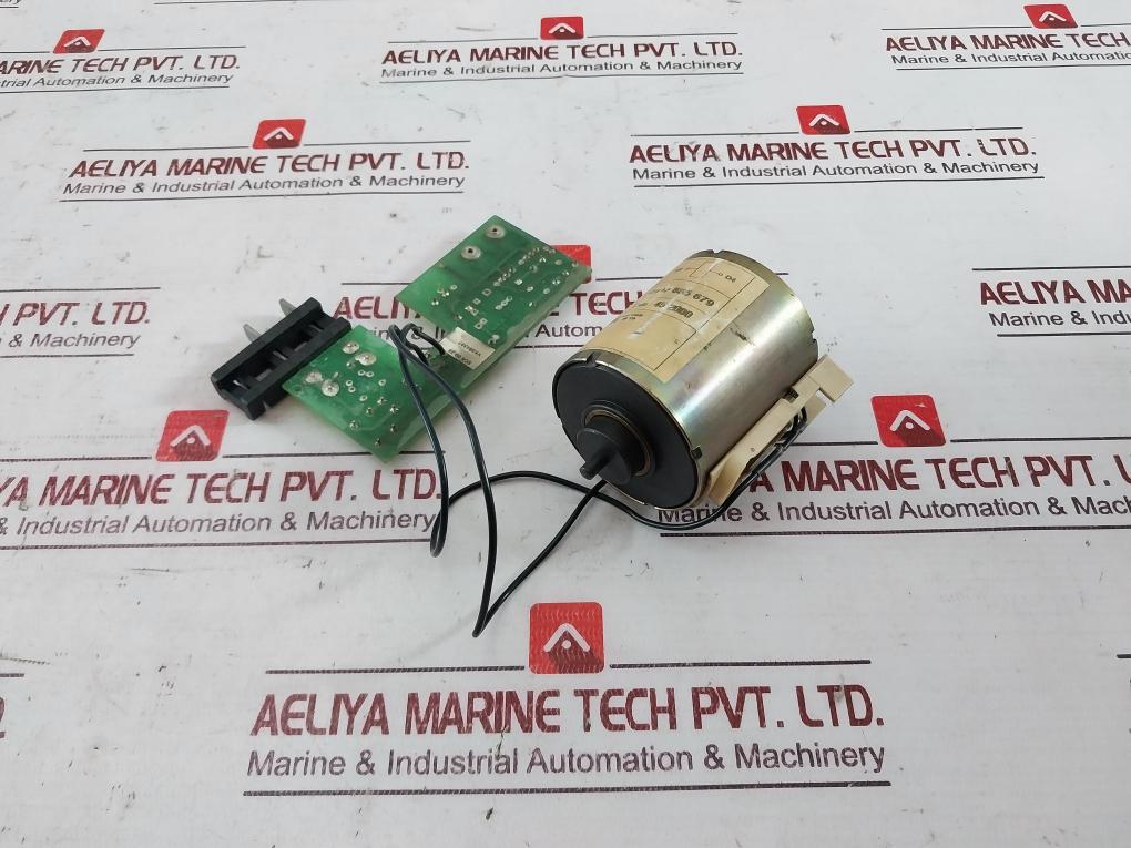 Schneider Electric 685 679 Undervoltage Release For Circuit Breaker 100/110Vdc