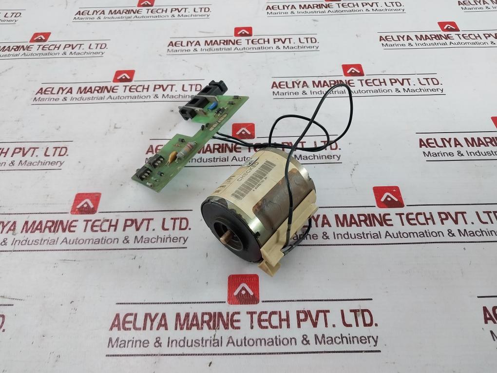 Schneider Electric 685 679 Undervoltage Release For Circuit Breaker 100/110Vdc