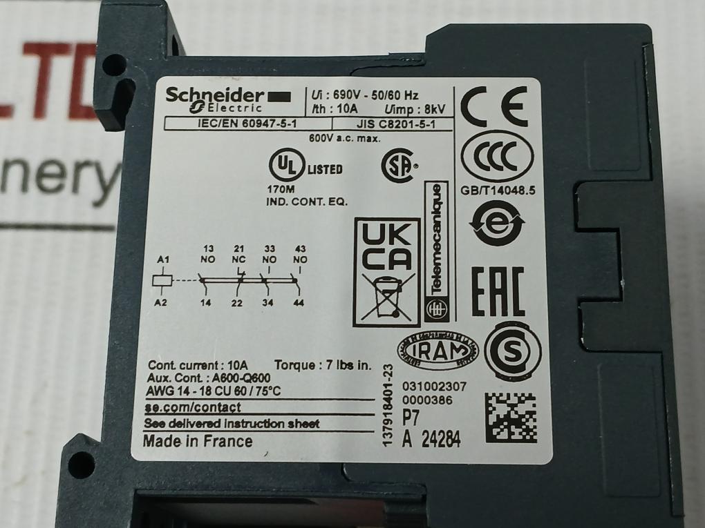 Schneider Electric 690V/10A Tesys Control Relay Ca2Kn31M7