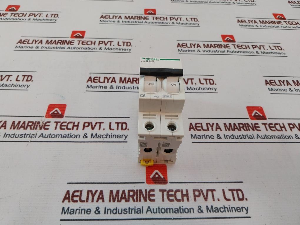 Schneider Electric A9F74206 Miniature Circuit Breaker 400V 6000A 50/60Hz