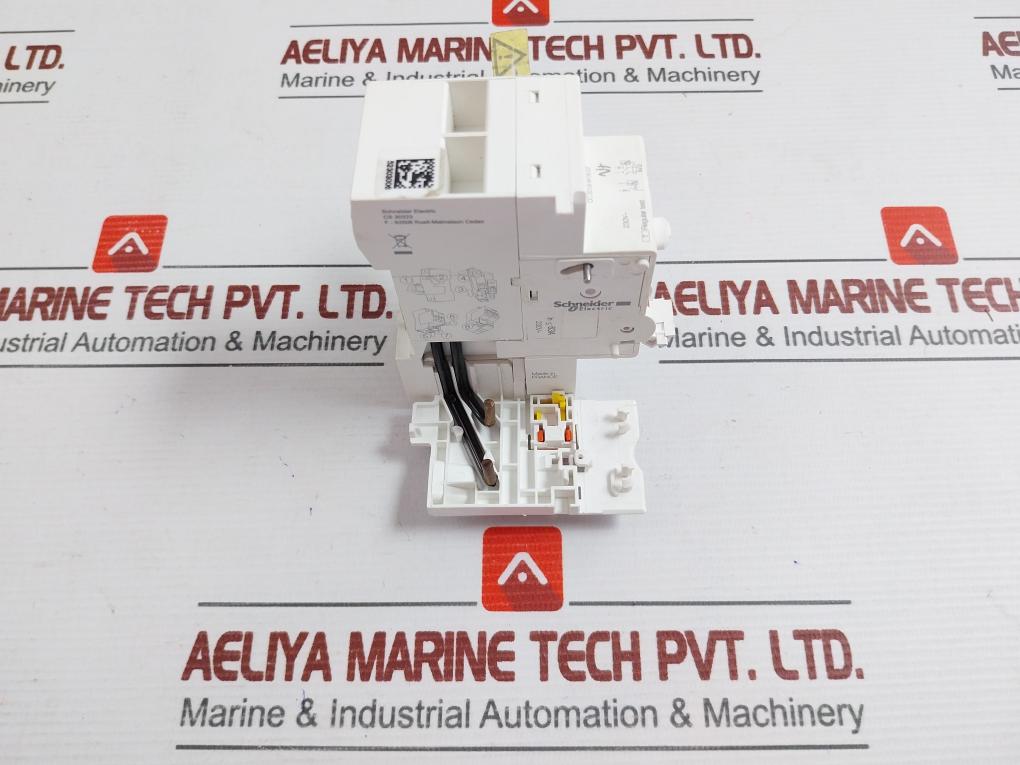 Schneider Electric A9N26611 Earth Leakage Add-on Block 230V/30Ma