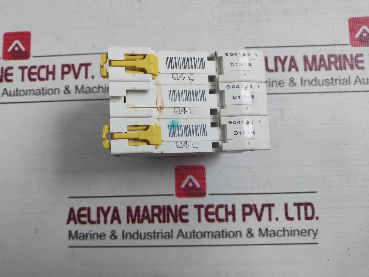 Schneider Electric A9N3P04C Miniature Circuit-breaker Iec 60947-2 50/60Hz