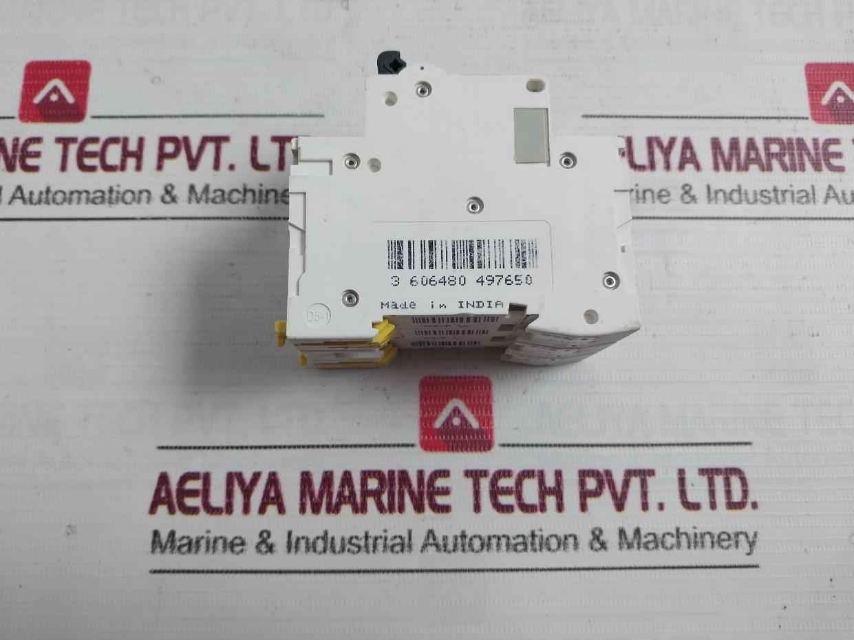 Schneider Electric A9N3P04C Miniature Circuit-breaker Iec 60947-2 50/60Hz