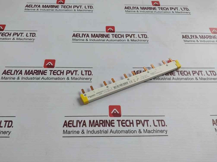 Schneider Electric A9Xah257 Comb Busbar 100 A 500V Ui
