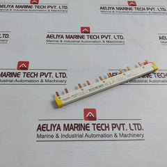 Schneider Electric A9Xah257 Comb Busbar 100 A 500V Ui