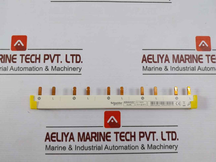 Schneider Electric A9Xah257 Cuttable Horizontal Comb Busbar 100A @ 40˚C