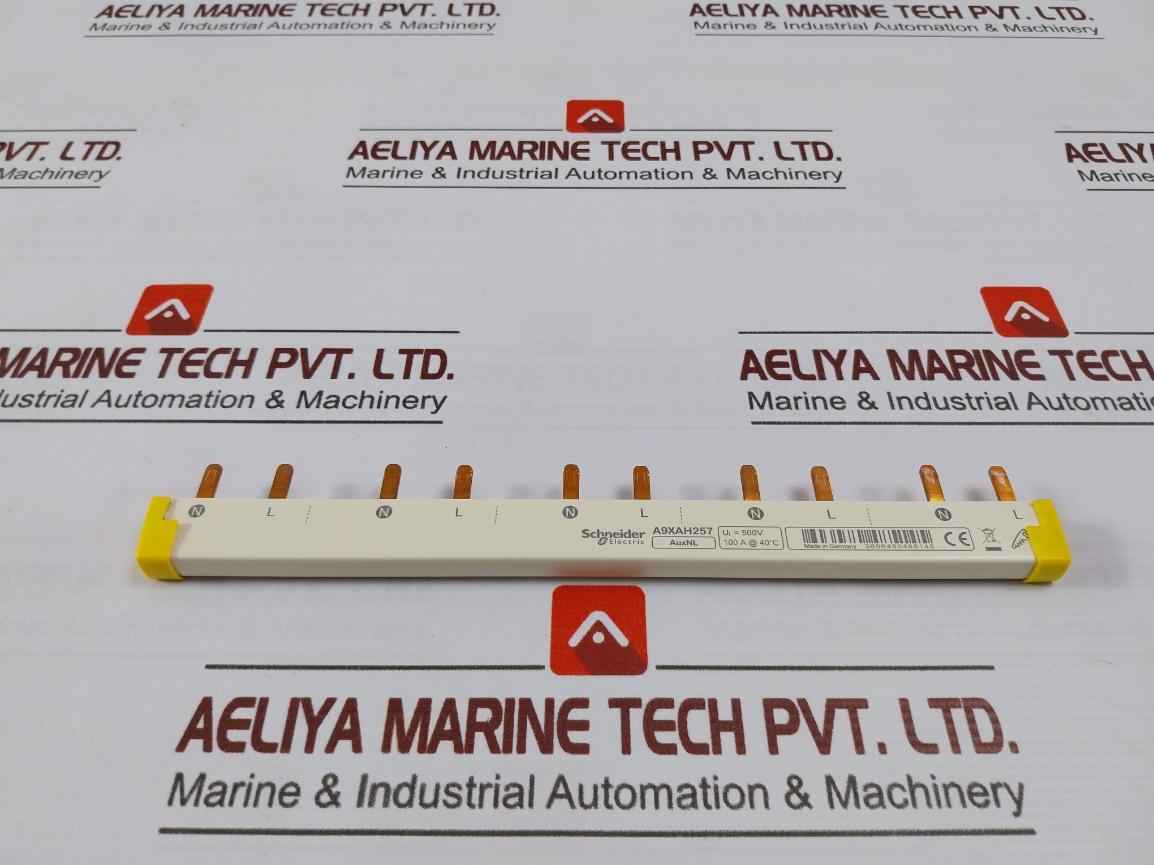 Schneider Electric A9Xah257 Cuttable Horizontal Comb Busbar 100A @ 40˚C