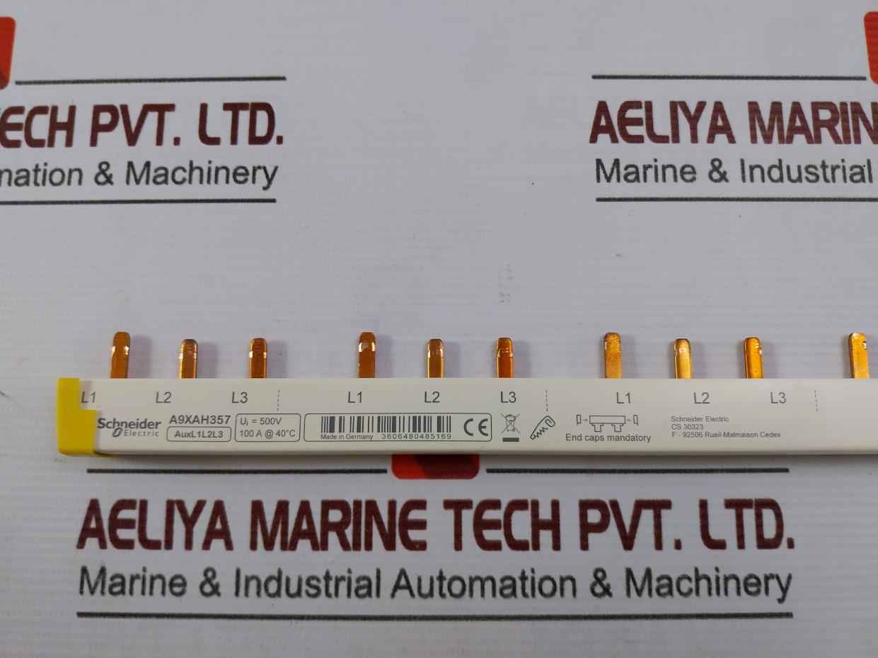 Schneider Electric A9Xah357 Comb Busbar Auxl1L2L3 500V 100A @ 40˚C