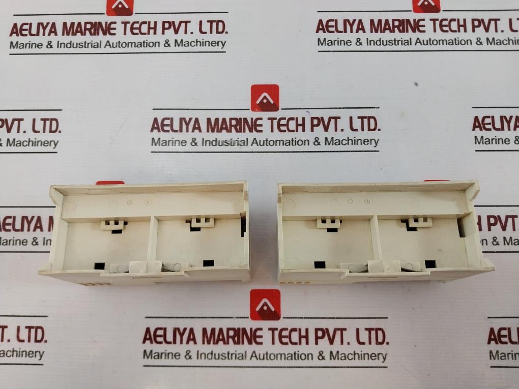 Schneider Electric Abe7 E16epn20 2a Max/com, “sink”