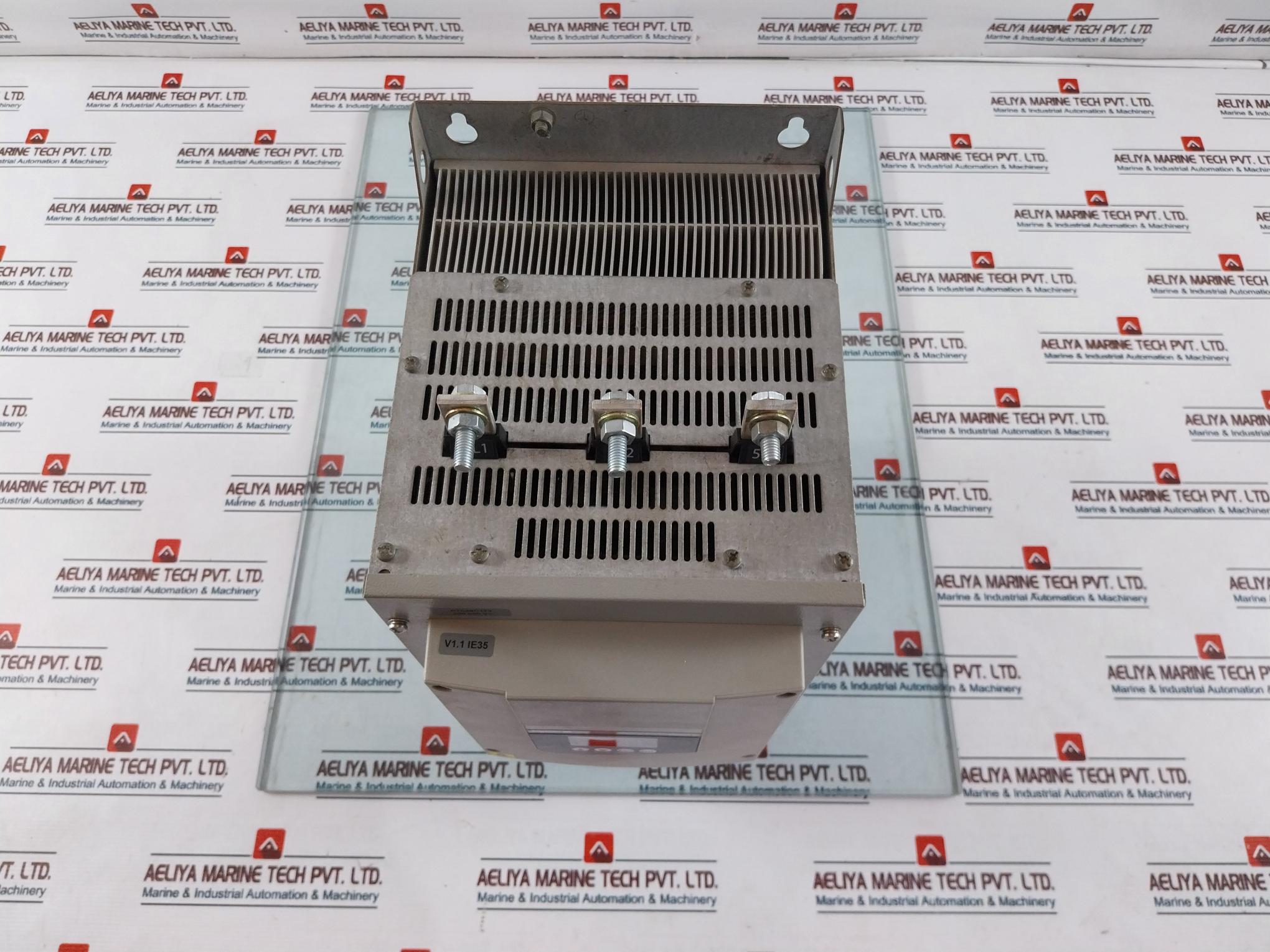 Schneider Electric Ats48C17Y Soft Starter 50/60Hz