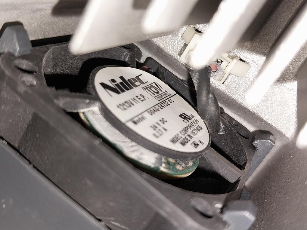 Schneider Electric Atv312Hu15M2 Variable Speed Drive D04G-24Ts2 01 200-240V