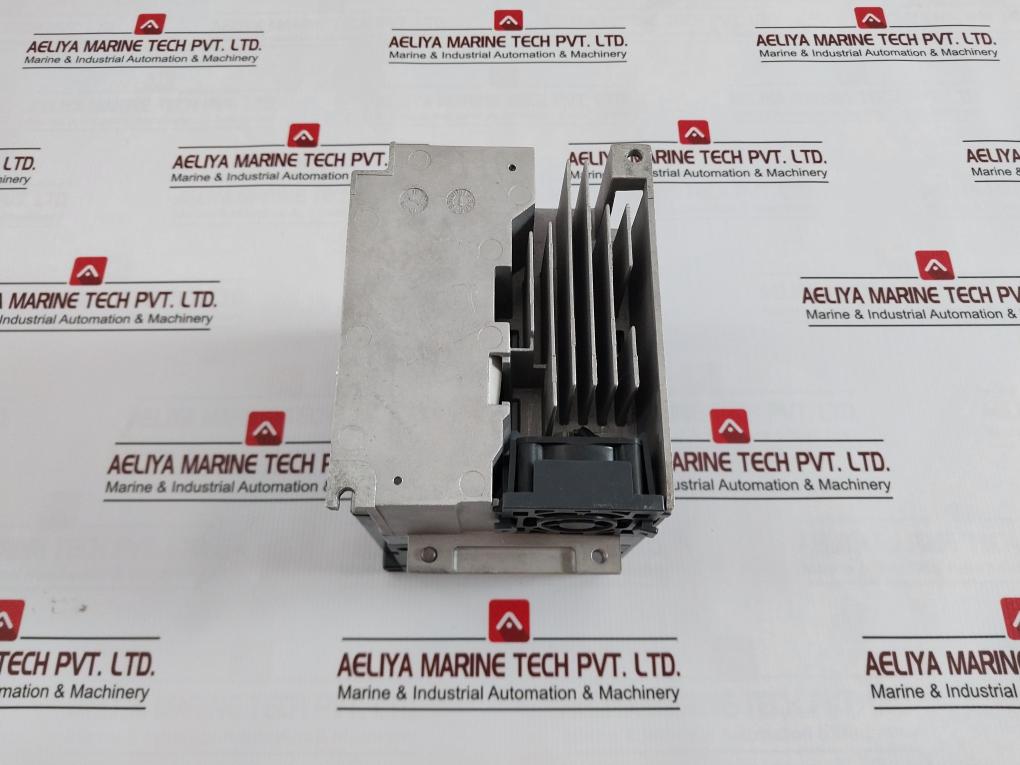 Schneider Electric Atv312Hu15M2 Variable Speed Drive D04G-24Ts2 01 200-240V