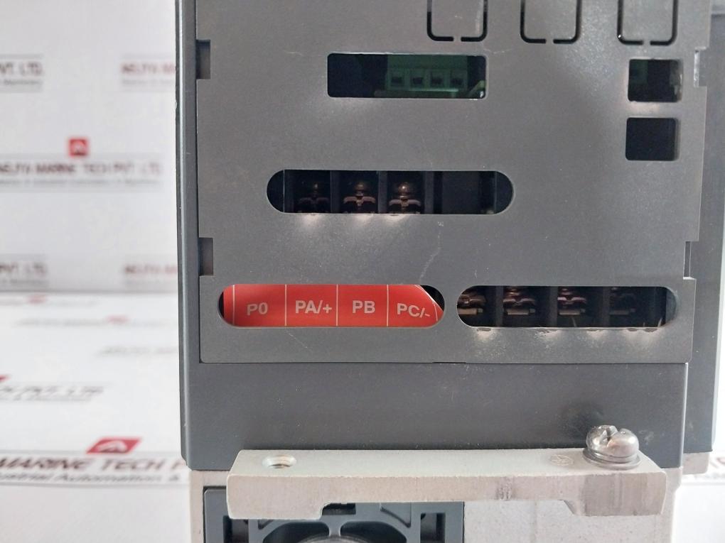 Schneider Electric Atv312Hu15M2 Variable Speed Drive D04G-24Ts2 01 200-240V