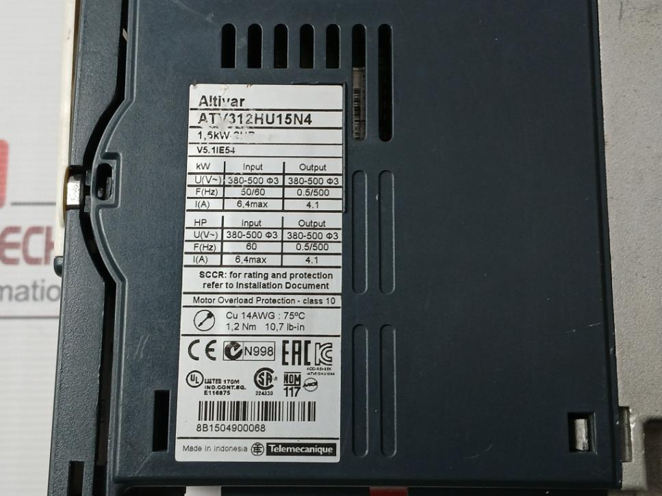 Schneider Electric Atv312Hu15N4 3-phase Variable Speed Drive 2Hp 10.7Lb-in