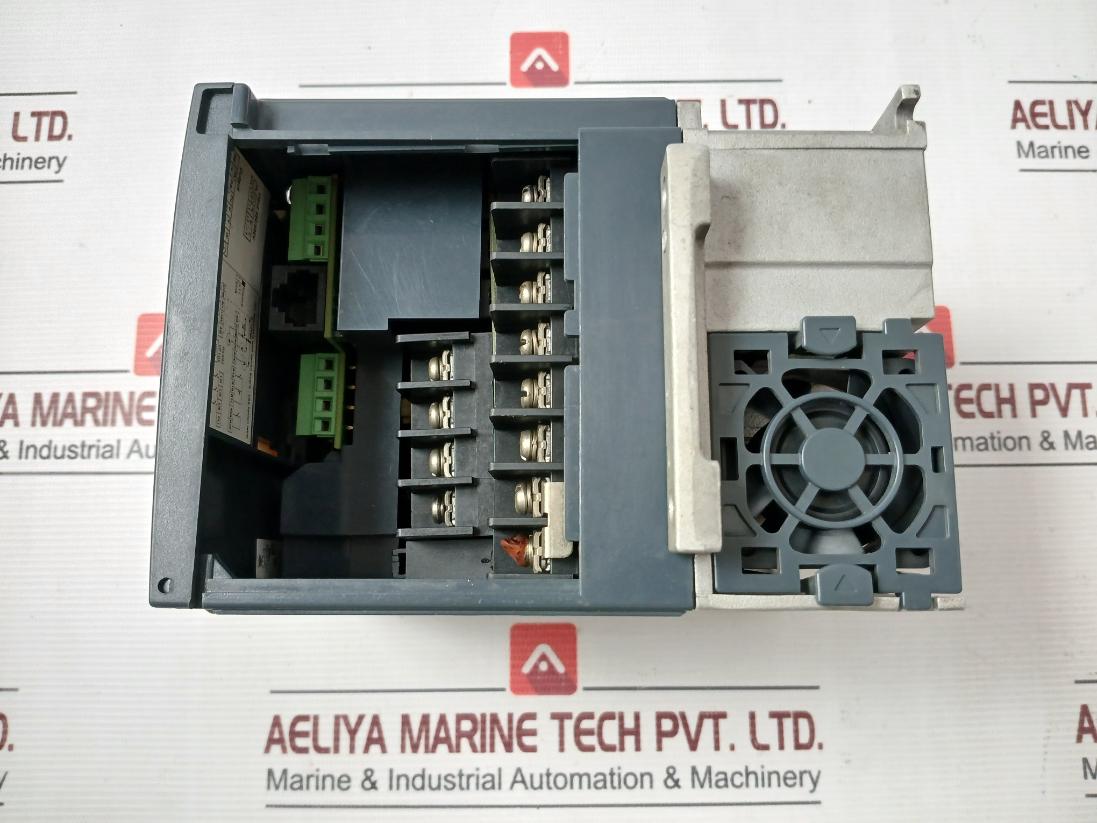 Schneider Electric Atv312Hu15N4 3-phase Variable Speed Drive 2Hp 10.7Lb-in