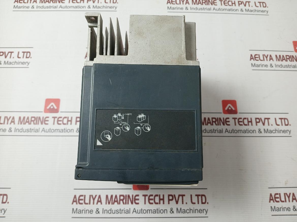 Schneider Electric Atv312Hu15N4 3-phase Variable Speed Drive 2Hp 10.7Lb-in