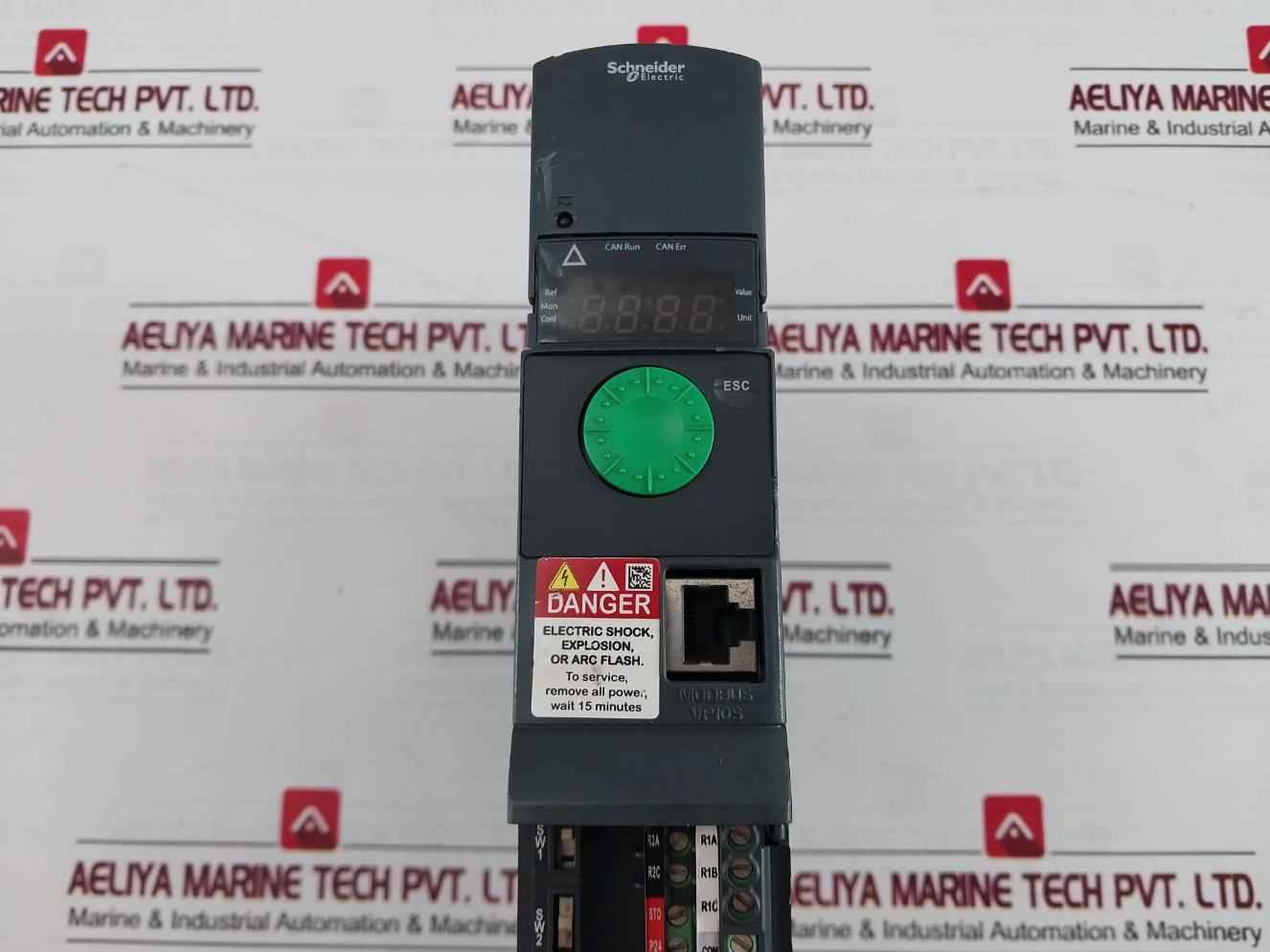 Schneider Electric Atv320U11N4B Variable Speed Drive Hl1806145037 500V