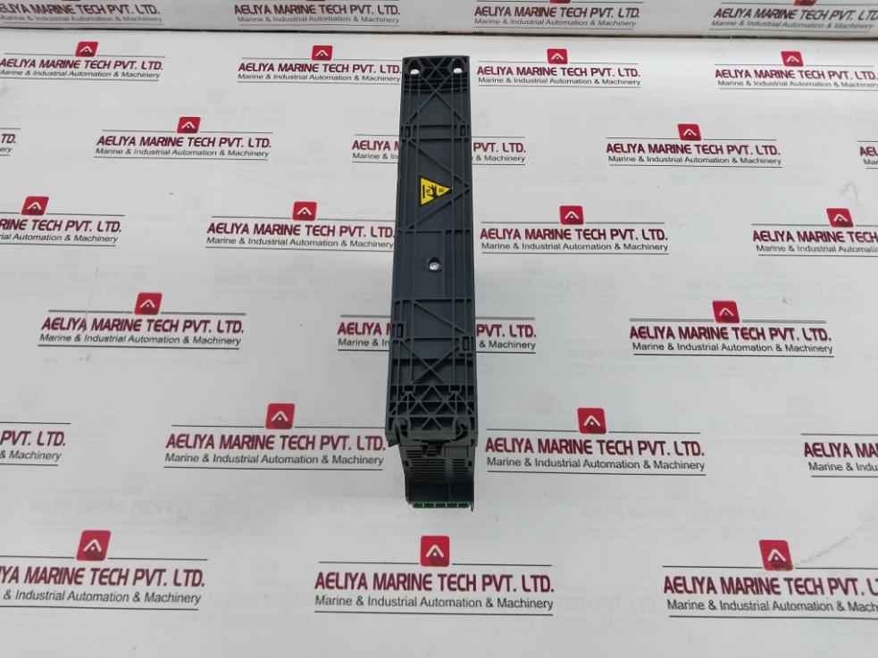 Schneider Electric Atv320U11N4B Variable Speed Drive Hl1806145037 500V