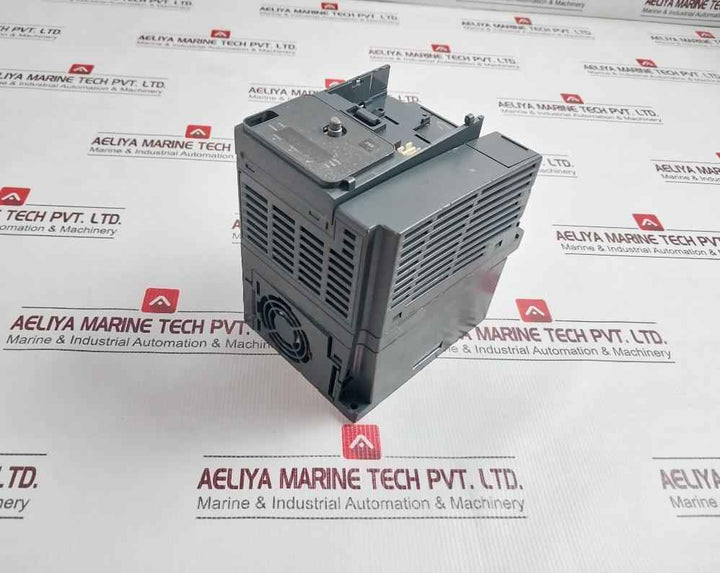 Schneider Electric Atv320U15N4C Altivar 320 Variable Speed Drive (Not Working)
