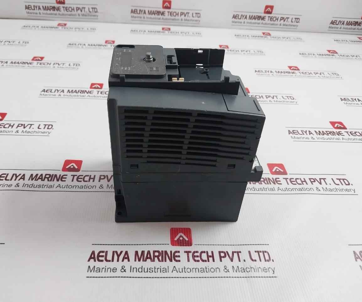 Schneider Electric Atv320U15N4C Altivar 320 Variable Speed Drive (Not Working)