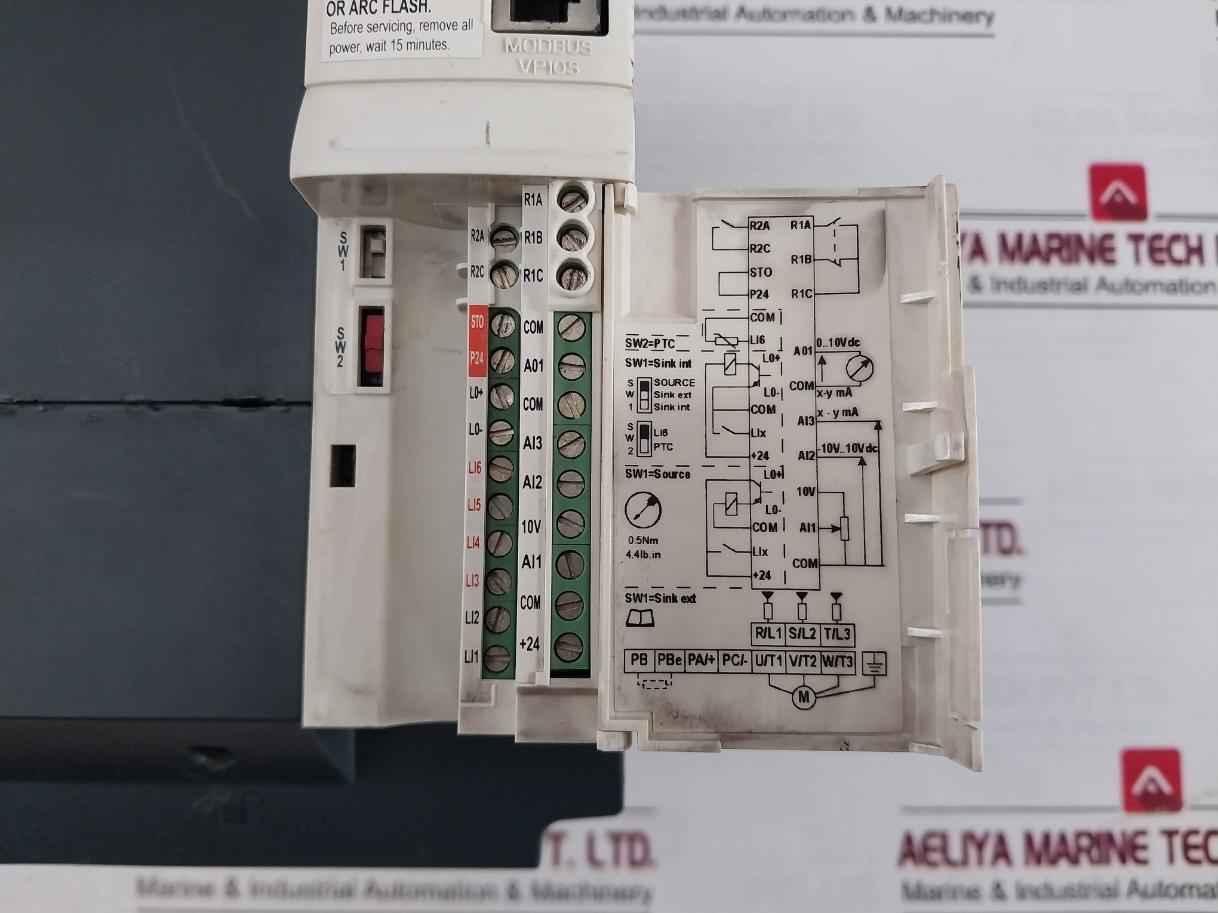 Schneider Electric Atv32Hu55N4 Variable Speed Drive 5.5Kw-7 1/2 Hp 380-500V~